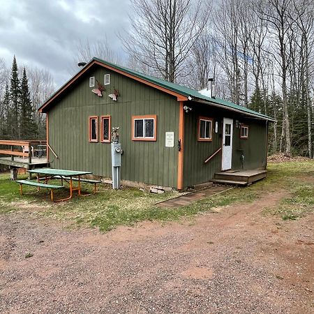 Grandpa Jim'S Cabin Montreal Exterior photo